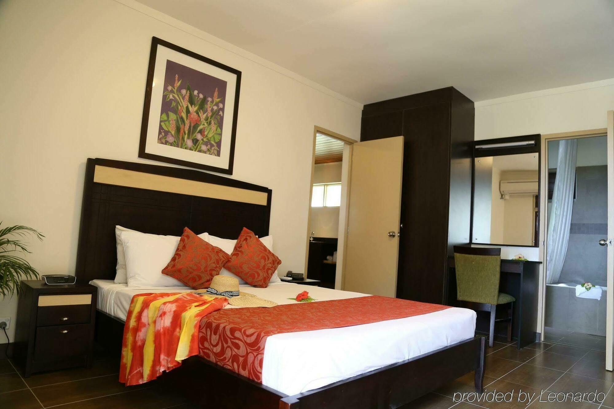โทะกะโตะกะ รีสอร์ต โฮเต็ล Hotel นาดี ภายนอก รูปภาพ
